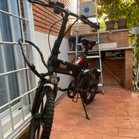 Bici elettrica pieghevole