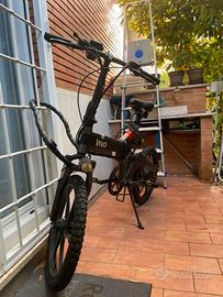 Bici elettrica pieghevole