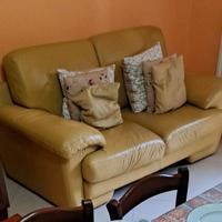 Divano in vera pelle MADE IN ITALY 