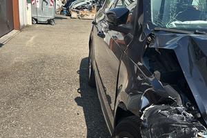 Skoda octavia 1600 tdi dsg incidentata
