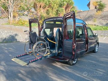 Fiat Doblo Pianale ribassato con rampa disabili in