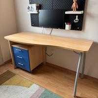 Scrivania Sagomata Moderna 150cm