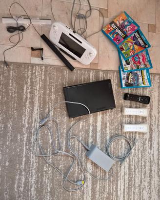Nintendo WII U 32 con accessori e giochi originali