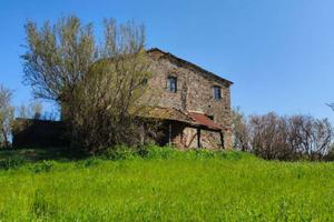 Rustico / Casale di 87 m² con 2 locali a Saludecio