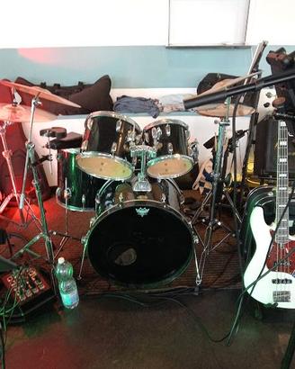 Batteria " TAMA " completa