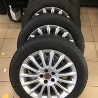 cerchi lega gomme 205 55 16 Fiat tipo 500L