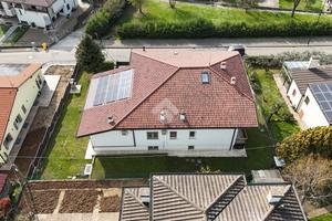 TRIFAMILIARE A COLOGNOLA AI COLLI