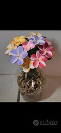 composizione di fiori artigianali 