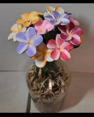 composizione di fiori artigianali 