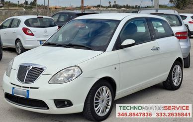 Lancia Ypsilon 1.2 Oro