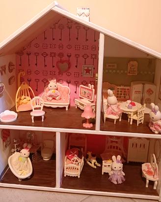 Casa bambole in legno personalizzata 