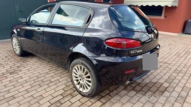 Alfa 147 1.6 T. SPARK Benzina