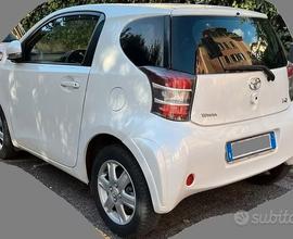 Toyota IQ 1.0 SOL CVT Euro 5 con navigatore