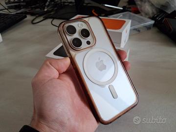 iPhone 15 Pro White Titanium + cover perfetto 