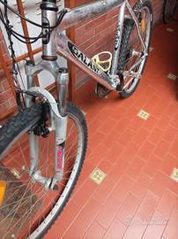 Bicicletta misura 26 