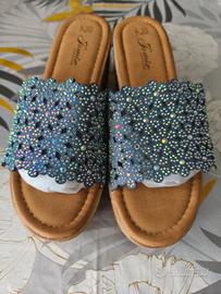 Sandali eleganti con zeppa