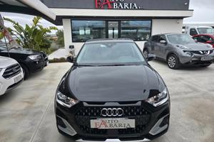 Audi A1 citycarver 35 TFSI Identity Contrast