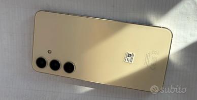 smatphone s24 cellulare