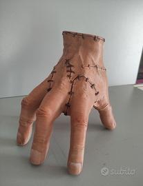 Mano mercoledì addams