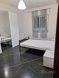STANZA VIA CARREA -zona VILLA SCASSI-