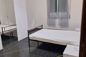 STANZA VIA CARREA -zona VILLA SCASSI-