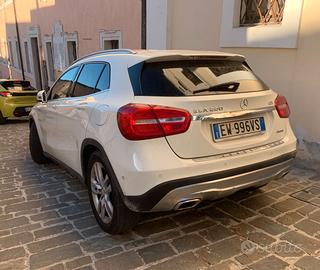 Mercedes GLA 220 cdi Premium Uniprop 4Matic 2014