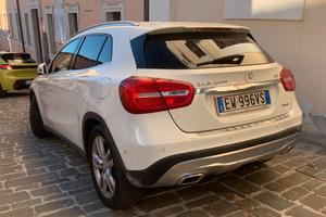Mercedes GLA 220 cdi Premium Uniprop 4Matic 2014