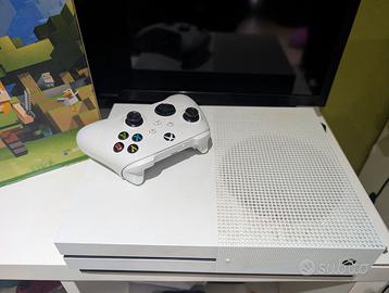 Xbox One 500GB pronta all’uso – joystick+scatola