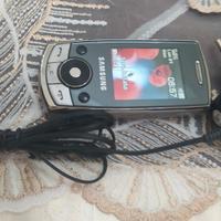 telefono samsung sgh J700