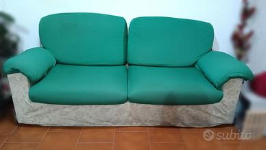 Divano letto matrimoniale usato
