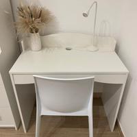 Scrivania IKEA SMÅGÖRA bianca