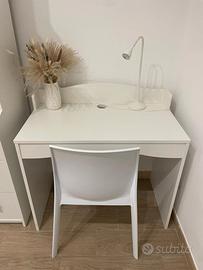Scrivania IKEA SMÅGÖRA bianca
