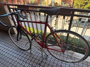 Bici da corsa. Look 555 full carbon