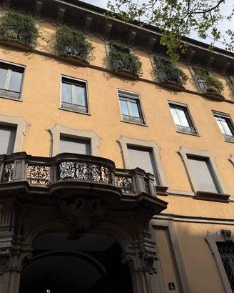 Appartamento di 190 m² con 5 locali a Milano