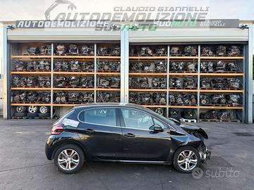 RICAMBI USATI PEUGEOT 208 1.4B 2012 8F01
