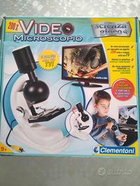 Microscopio Video Clementonio
