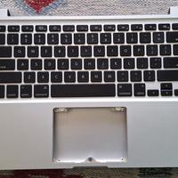 scocca, tastiera e altro Macbook Pro 2013