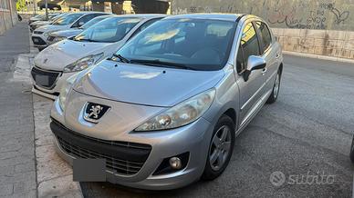 Peugeot 207 diesel 1.4 hdi anno 2011