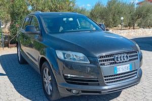 Audi q7 3.0 TDI quattro 