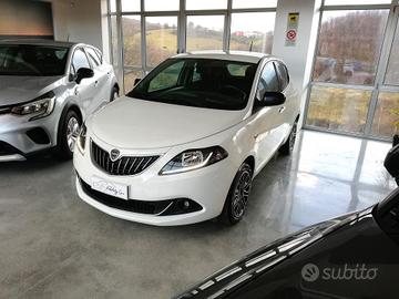 Lancia Ypsilon 1.0 FireFly 5 porte S&S Hybrid Gold