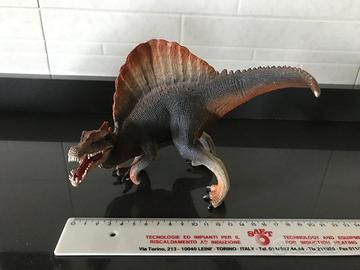 Dinosauro grande Spinosauro lungo cm 23