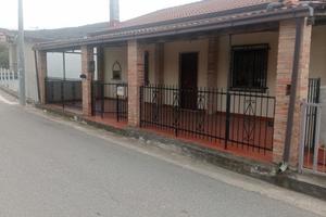 Casa indipendente + terreno a Rogliano