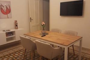 Prestigioso appartamento zona centrale ben servita