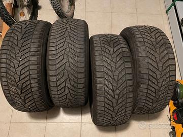 Gomme invernali 225/55 R16 Yokohama BlueEarth