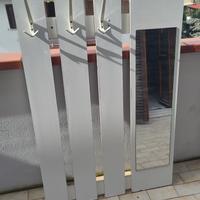 Appendiabiti da parete con specchio