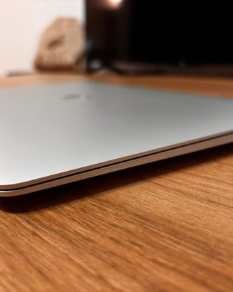 MacBook Air 13.3” M1 512GB (GPU 8 Core)