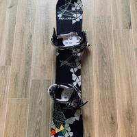 Snowboard completo con attacchi