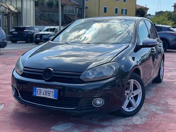 VOLKSWAGEN GOLF 6 2.0 TDI 110CV con fermo amminist