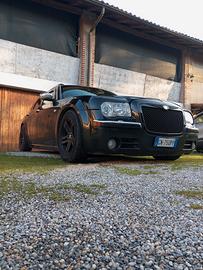 Chrysler 300c Touring V8 Hemi