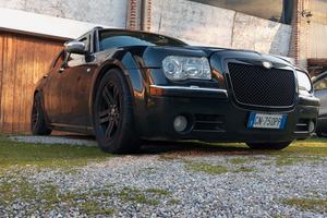 Chrysler 300c Touring V8 Hemi